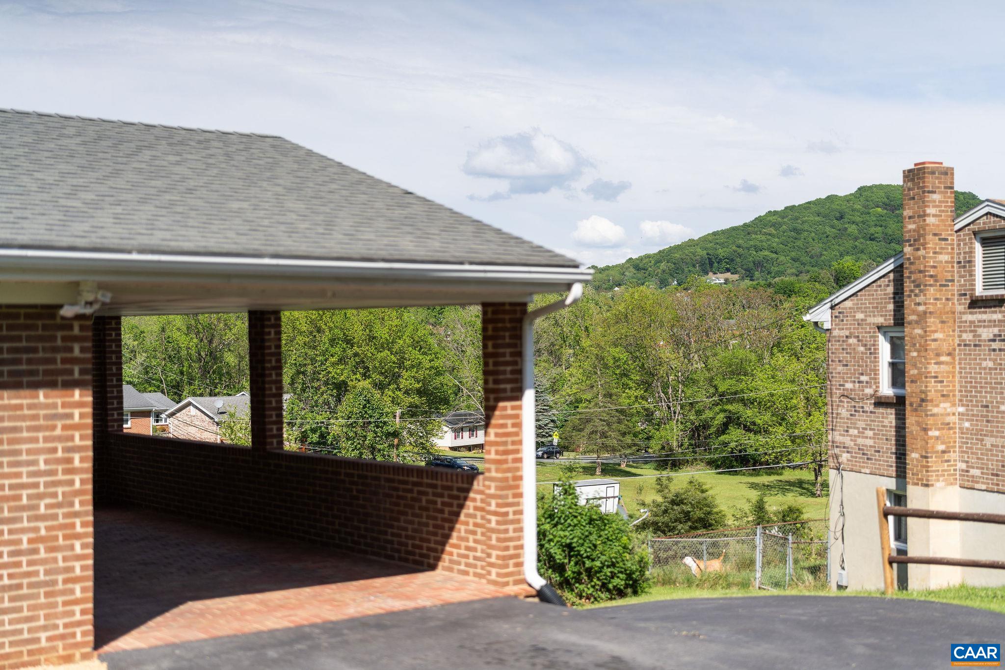 608 DAVID ST, STAUNTON, Virginia 24401, 4 Bedrooms Bedrooms, ,2 BathroomsBathrooms,Residential,608 DAVID ST,664195 MLS # 664195