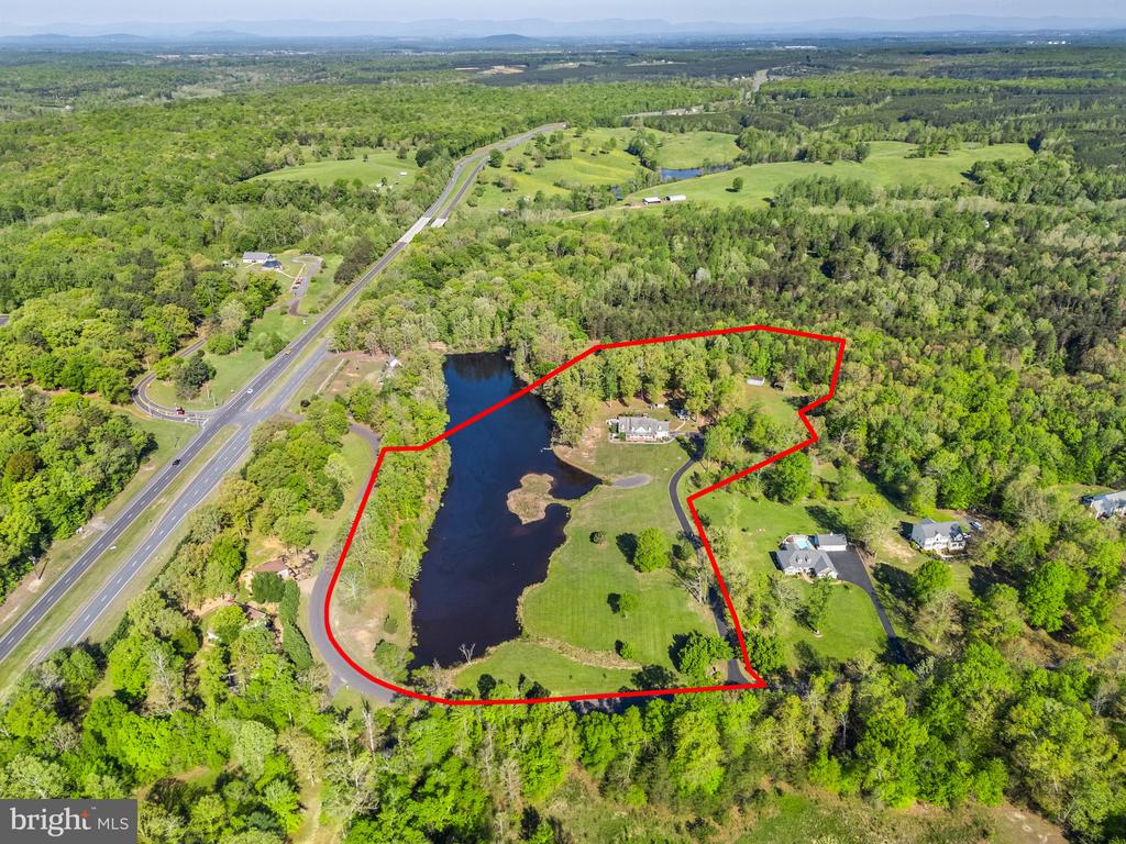 2036 SPOTSWOOD TRAIL, LOCUST GROVE, Virginia 22508, 6 Bedrooms Bedrooms, ,3 BathroomsBathrooms,Residential,2036 SPOTSWOOD TRAIL,VAOR2009434 MLS # VAOR2009434