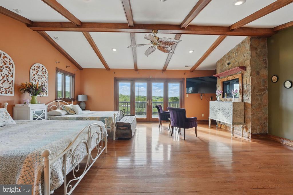 8511 LEEDS MANOR RD, WARRENTON, Virginia 20186, 4 Bedrooms Bedrooms, ,4 BathroomsBathrooms,Residential,8511 LEEDS MANOR RD,VAFQ2016382 MLS # VAFQ2016382