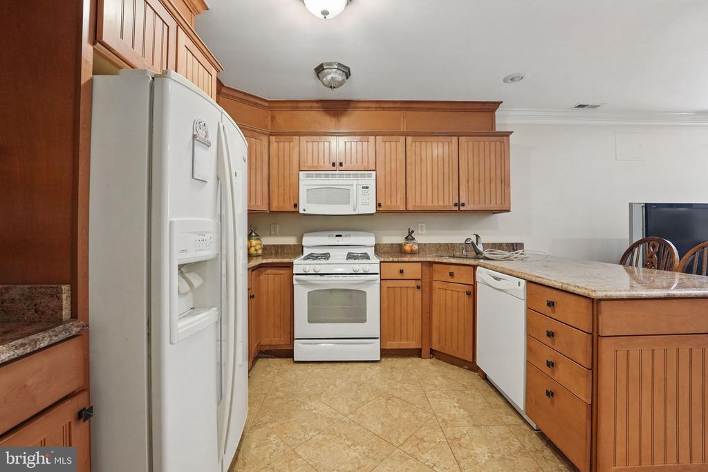 8511 LEEDS MANOR RD, WARRENTON, Virginia 20186, 4 Bedrooms Bedrooms, ,4 BathroomsBathrooms,Residential,8511 LEEDS MANOR RD,VAFQ2016382 MLS # VAFQ2016382