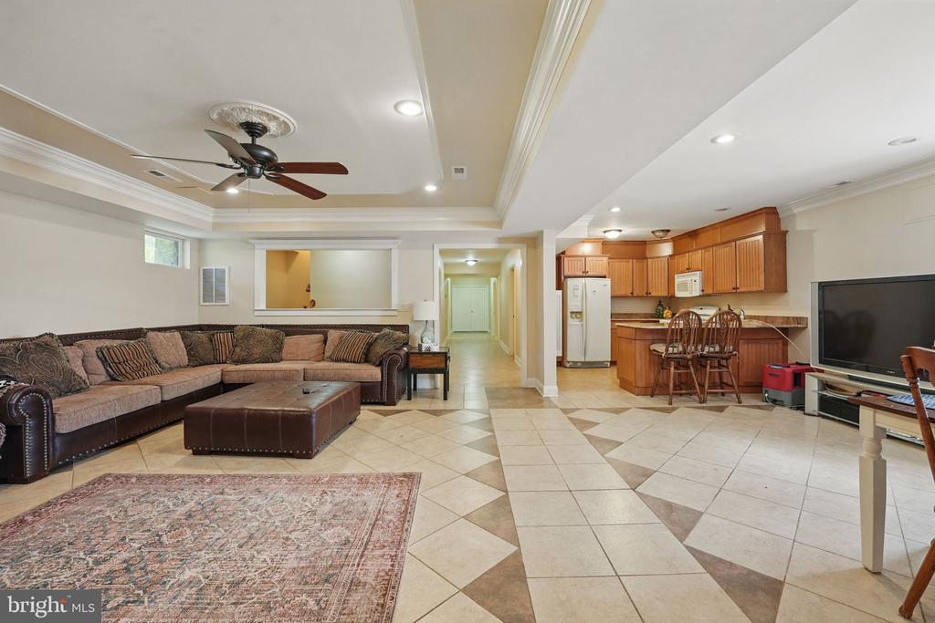 8511 LEEDS MANOR RD, WARRENTON, Virginia 20186, 4 Bedrooms Bedrooms, ,4 BathroomsBathrooms,Residential,8511 LEEDS MANOR RD,VAFQ2016382 MLS # VAFQ2016382