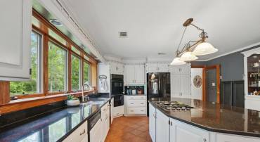 8511 LEEDS MANOR RD, WARRENTON, Virginia 20186, 4 Bedrooms Bedrooms, ,4 BathroomsBathrooms,Residential,8511 LEEDS MANOR RD,VAFQ2016382 MLS # VAFQ2016382