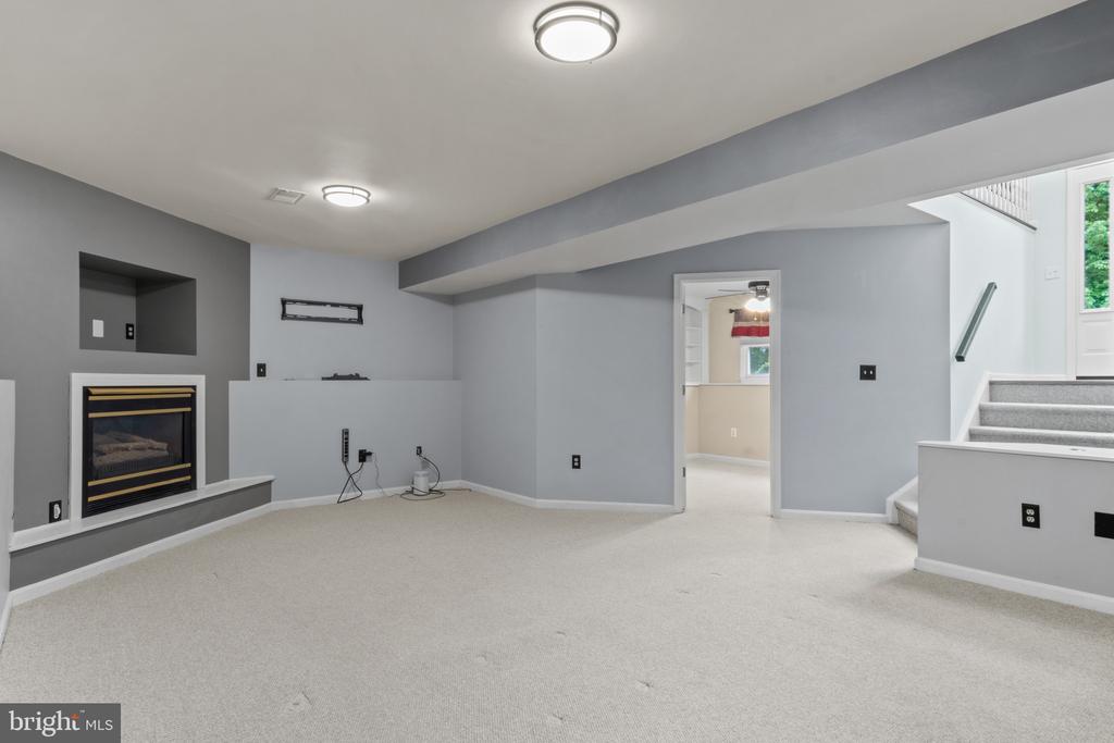11934 GARDENIA DR, FREDERICKSBURG, Virginia 22407, 3 Bedrooms Bedrooms, ,2 BathroomsBathrooms,Residential,11934 GARDENIA DR,VASP2032770 MLS # VASP2032770