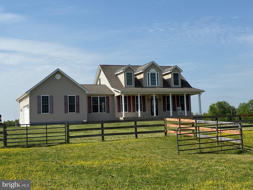 7204 MORRIS RD, SPOTSYLVANIA, Virginia 22551, 4 Bedrooms Bedrooms, ,3 BathroomsBathrooms,Residential,7204 MORRIS RD,VASP2032860 MLS # VASP2032860