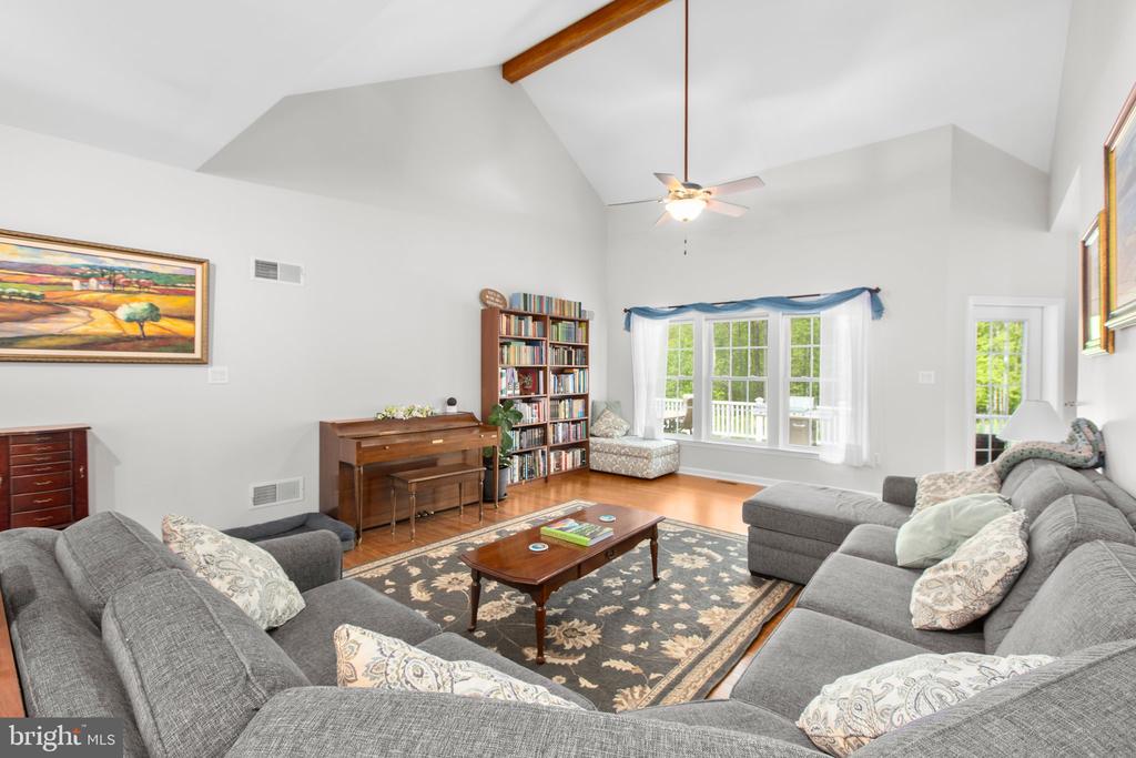 7335 DEER RIDGE WAY, SPOTSYLVANIA, Virginia 22551, 5 Bedrooms Bedrooms, ,4 BathroomsBathrooms,Residential,7335 DEER RIDGE WAY,VASP2032816 MLS # VASP2032816