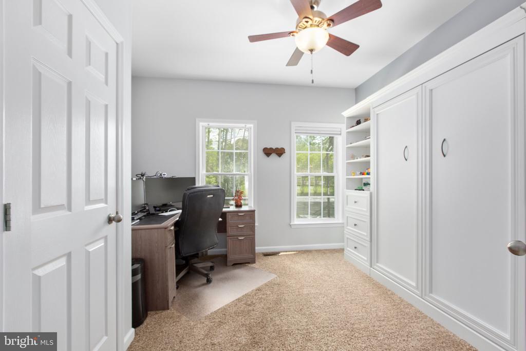 7335 DEER RIDGE WAY, SPOTSYLVANIA, Virginia 22551, 5 Bedrooms Bedrooms, ,4 BathroomsBathrooms,Residential,7335 DEER RIDGE WAY,VASP2032816 MLS # VASP2032816