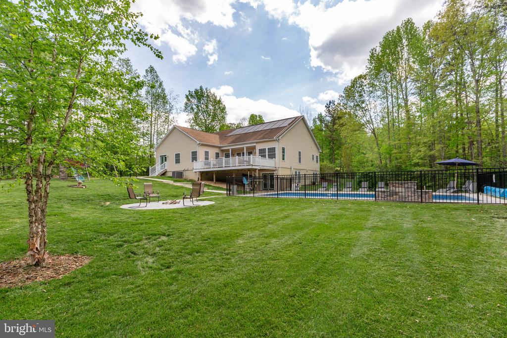 7335 DEER RIDGE WAY, SPOTSYLVANIA, Virginia 22551, 5 Bedrooms Bedrooms, ,4 BathroomsBathrooms,Residential,7335 DEER RIDGE WAY,VASP2032816 MLS # VASP2032816