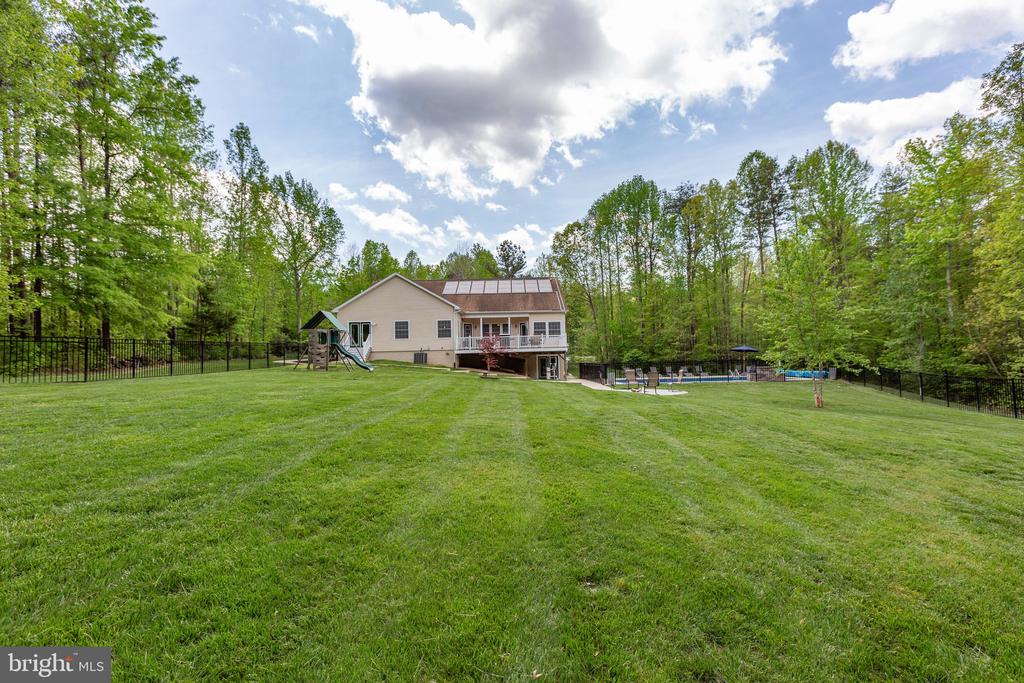 7335 DEER RIDGE WAY, SPOTSYLVANIA, Virginia 22551, 5 Bedrooms Bedrooms, ,4 BathroomsBathrooms,Residential,7335 DEER RIDGE WAY,VASP2032816 MLS # VASP2032816