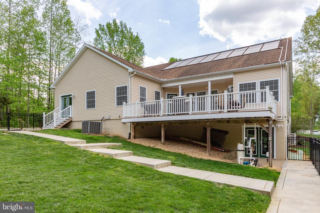 7335 DEER RIDGE WAY, SPOTSYLVANIA, Virginia 22551, 5 Bedrooms Bedrooms, ,4 BathroomsBathrooms,Residential,7335 DEER RIDGE WAY,VASP2032816 MLS # VASP2032816