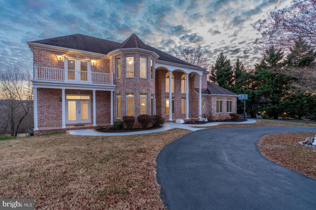 3714 FAIRWAYS CT, FREDERICKSBURG, Virginia 22408, 7 Bedrooms Bedrooms, ,6 BathroomsBathrooms,Residential,3714 FAIRWAYS CT,VASP2032926 MLS # VASP2032926