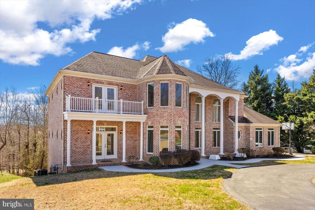 3714 FAIRWAYS CT, FREDERICKSBURG, Virginia 22408, 7 Bedrooms Bedrooms, ,6 BathroomsBathrooms,Residential,3714 FAIRWAYS CT,VASP2032926 MLS # VASP2032926