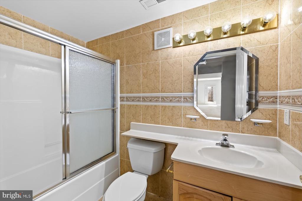 3714 FAIRWAYS CT, FREDERICKSBURG, Virginia 22408, 7 Bedrooms Bedrooms, ,6 BathroomsBathrooms,Residential,3714 FAIRWAYS CT,VASP2032926 MLS # VASP2032926