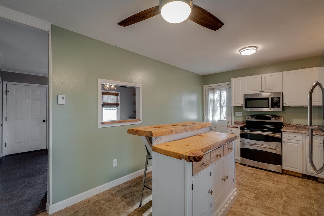 503 6TH ST, GROTTOES, Virginia 24441, 3 Bedrooms Bedrooms, ,1 BathroomBathrooms,Residential,503 6TH ST,662213 MLS # 662213