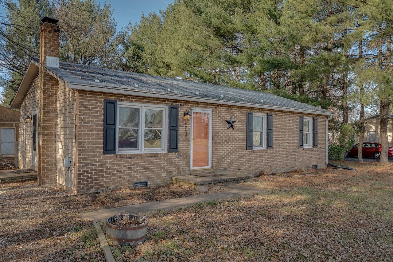 503 6TH ST, GROTTOES, Virginia 24441, 3 Bedrooms Bedrooms, ,1 BathroomBathrooms,Residential,503 6TH ST,662213 MLS # 662213