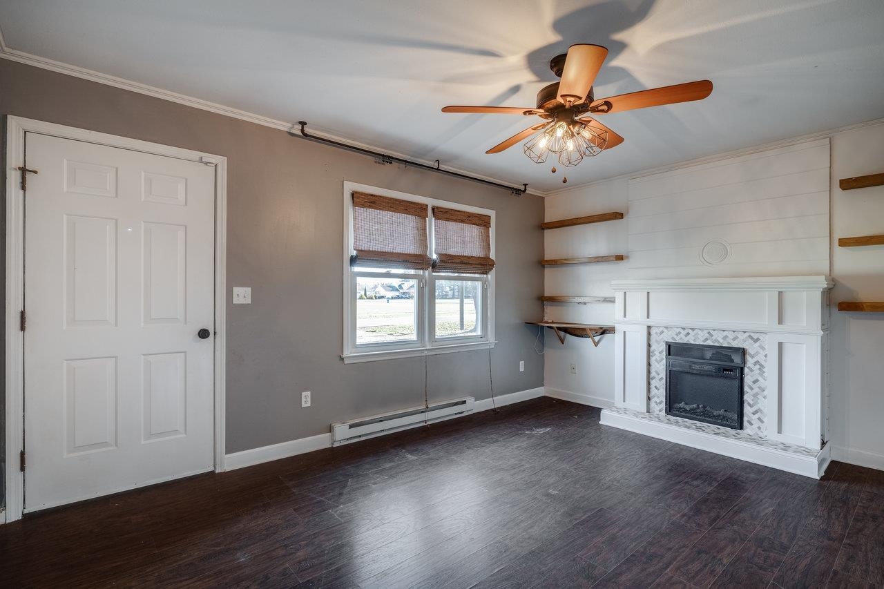 503 6TH ST, GROTTOES, Virginia 24441, 3 Bedrooms Bedrooms, ,1 BathroomBathrooms,Residential,503 6TH ST,662213 MLS # 662213