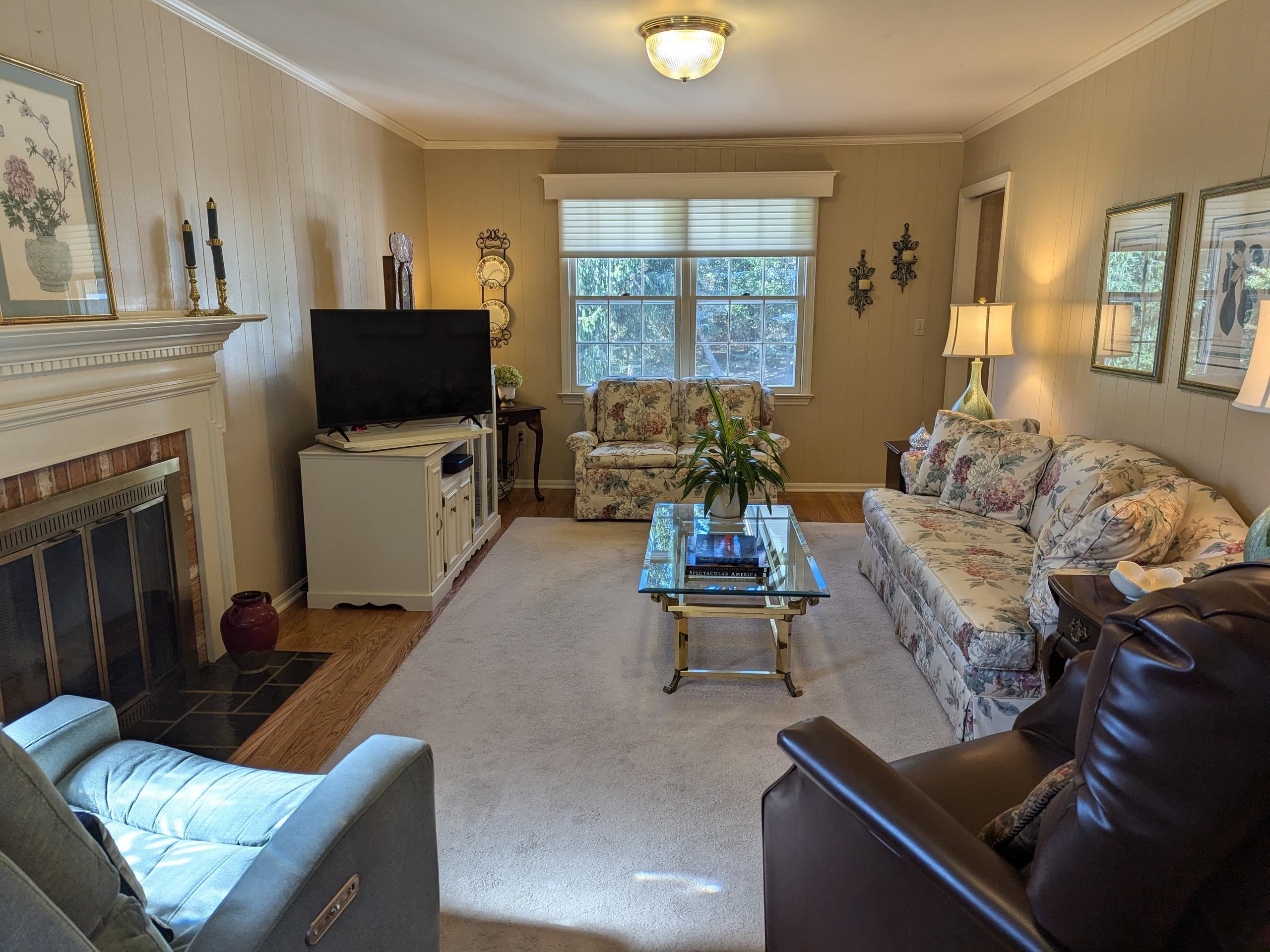 407 CARDINAL ST, STAUNTON, Virginia 24401, 3 Bedrooms Bedrooms, ,2 BathroomsBathrooms,Residential,MOVE-IN READY,407 CARDINAL ST,663650 MLS # 663650
