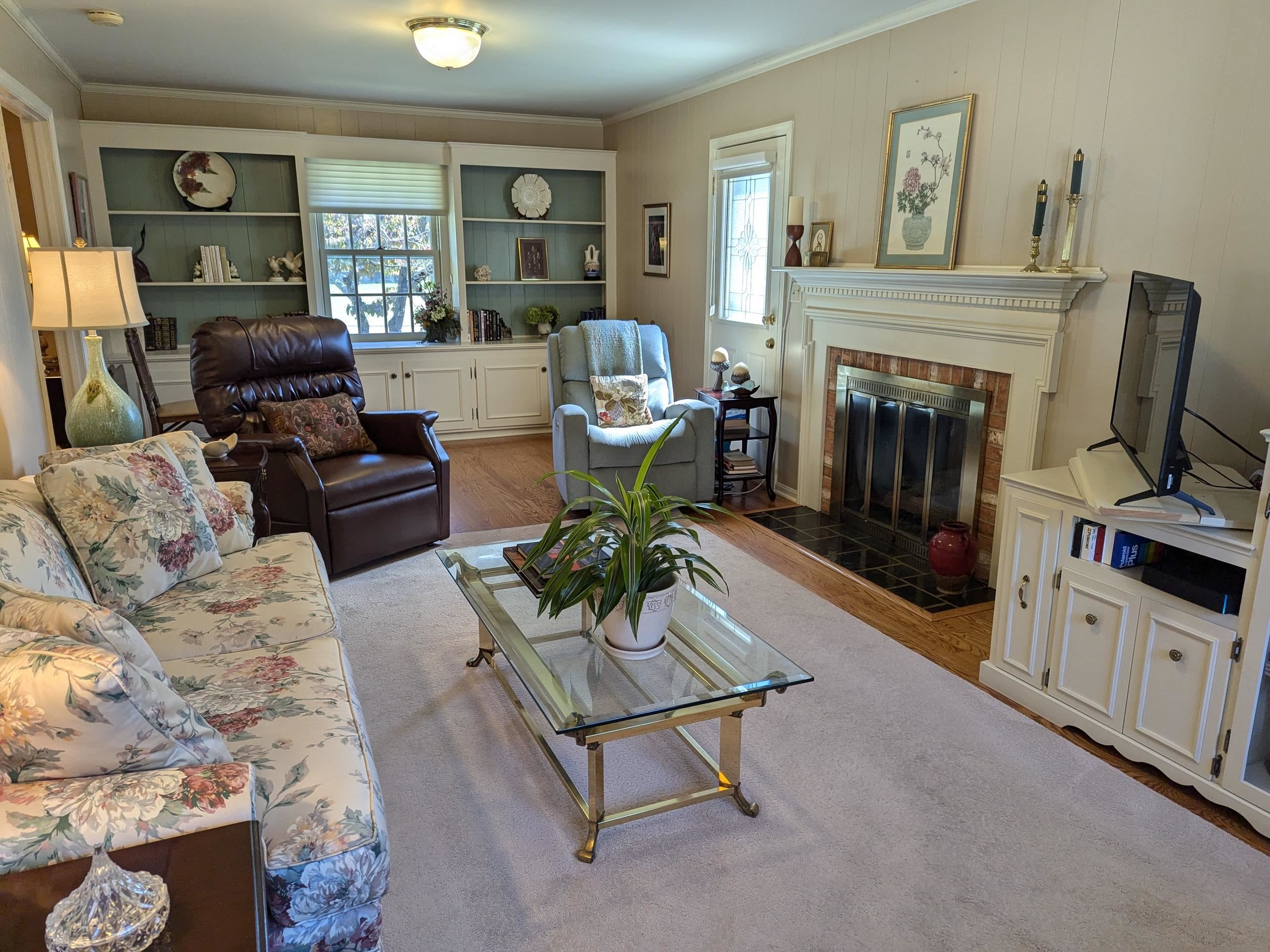 407 CARDINAL ST, STAUNTON, Virginia 24401, 3 Bedrooms Bedrooms, ,2 BathroomsBathrooms,Residential,MOVE-IN READY,407 CARDINAL ST,663650 MLS # 663650