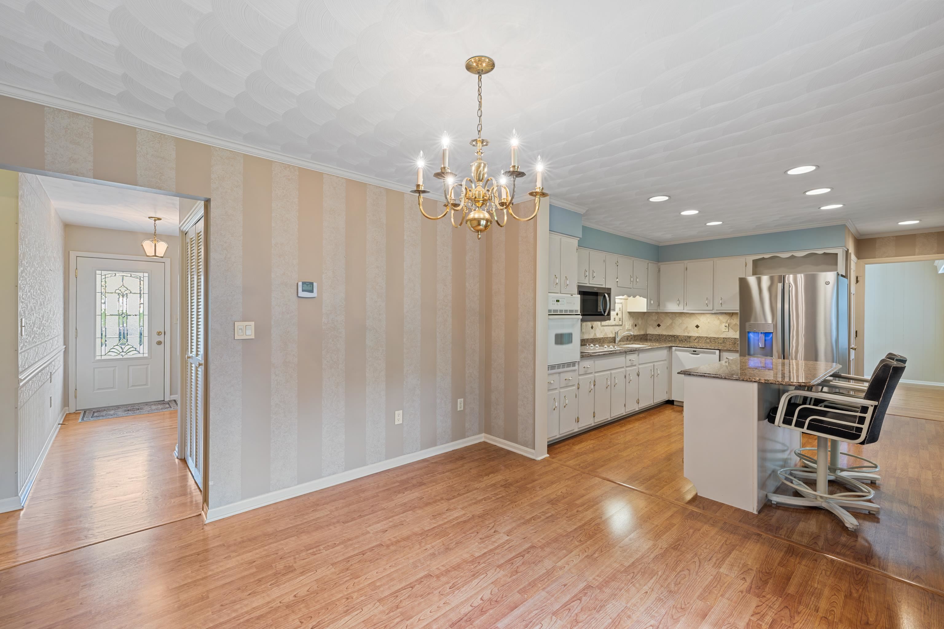 407 CARDINAL ST, STAUNTON, Virginia 24401, 3 Bedrooms Bedrooms, ,2 BathroomsBathrooms,Residential,MOVE-IN READY,407 CARDINAL ST,663650 MLS # 663650