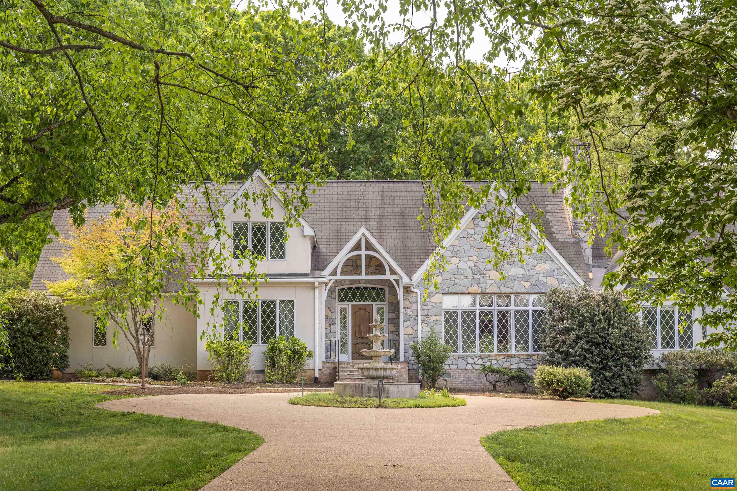2121 GARTH RD, CHARLOTTESVILLE, Virginia 22901, 3 Bedrooms Bedrooms, ,3 BathroomsBathrooms,Residential,MAJESTIC OAKS,2121 GARTH RD,664135 MLS # 664135