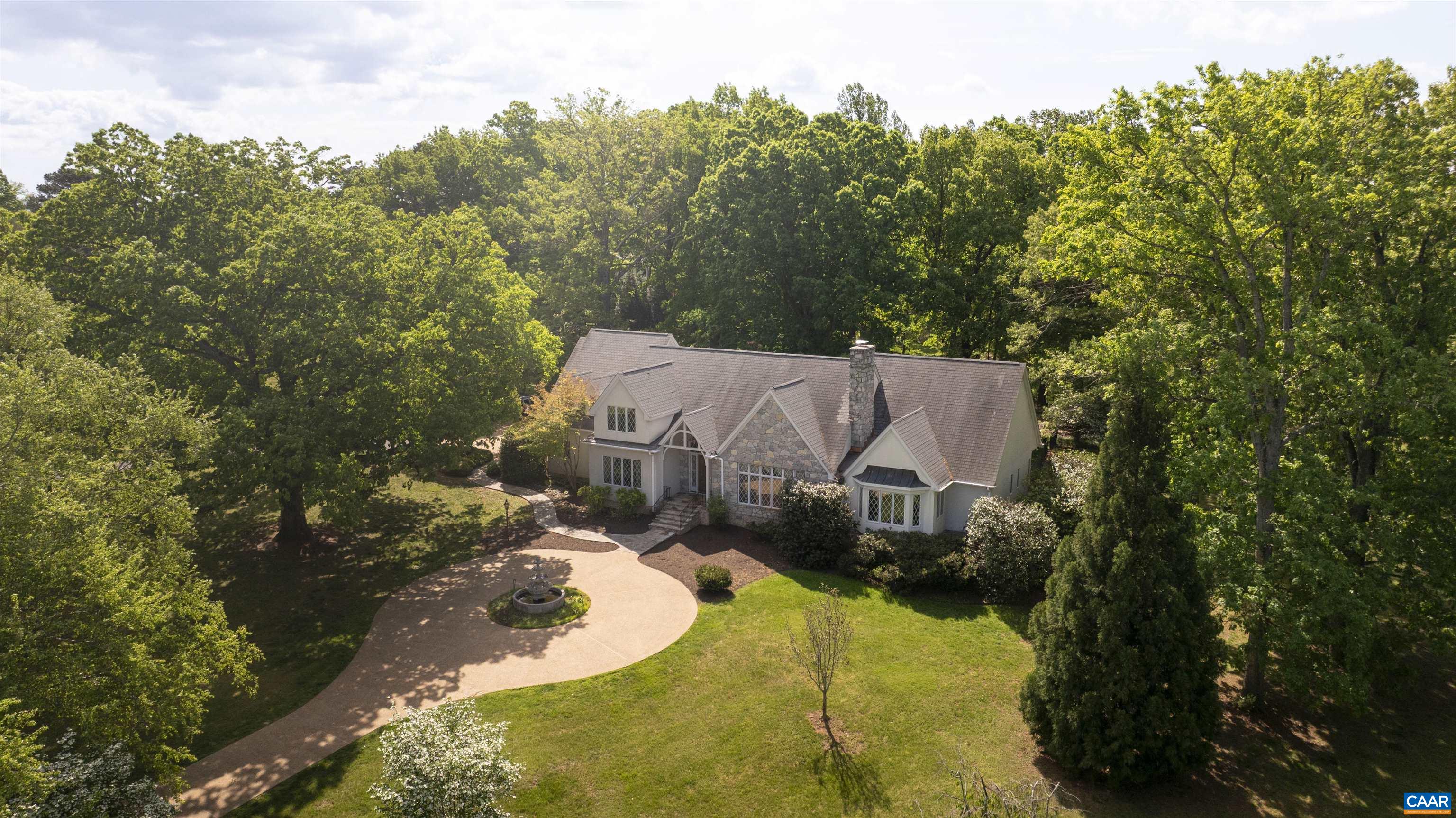 2121 GARTH RD, CHARLOTTESVILLE, Virginia 22901, 3 Bedrooms Bedrooms, ,3 BathroomsBathrooms,Residential,MAJESTIC OAKS,2121 GARTH RD,664135 MLS # 664135
