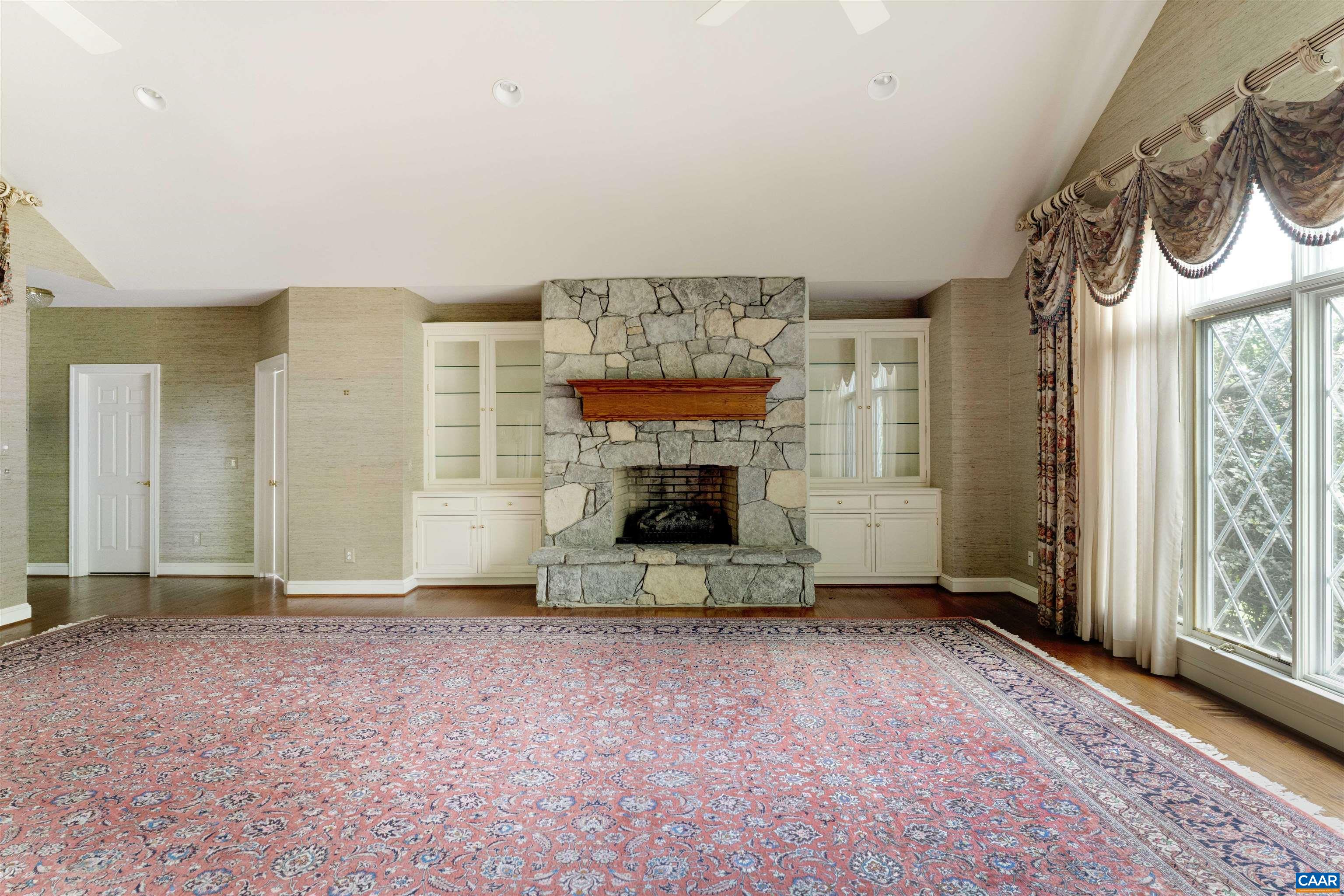 2121 GARTH RD, CHARLOTTESVILLE, Virginia 22901, 3 Bedrooms Bedrooms, ,3 BathroomsBathrooms,Residential,MAJESTIC OAKS,2121 GARTH RD,664135 MLS # 664135