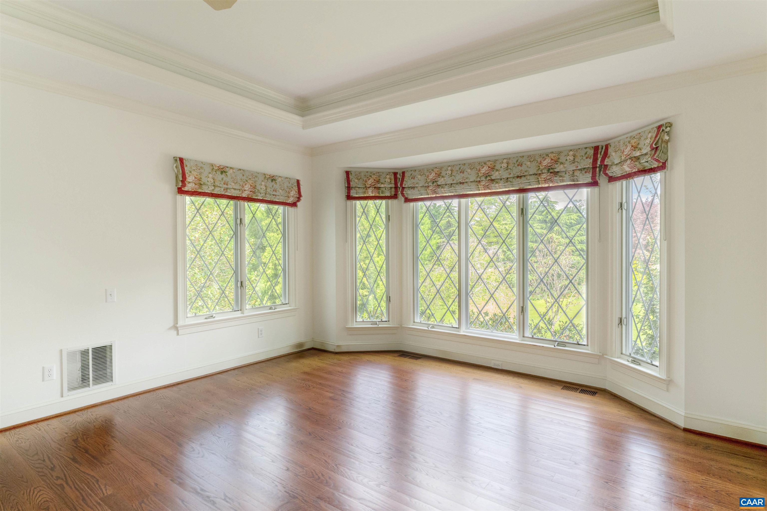 2121 GARTH RD, CHARLOTTESVILLE, Virginia 22901, 3 Bedrooms Bedrooms, ,3 BathroomsBathrooms,Residential,MAJESTIC OAKS,2121 GARTH RD,664135 MLS # 664135