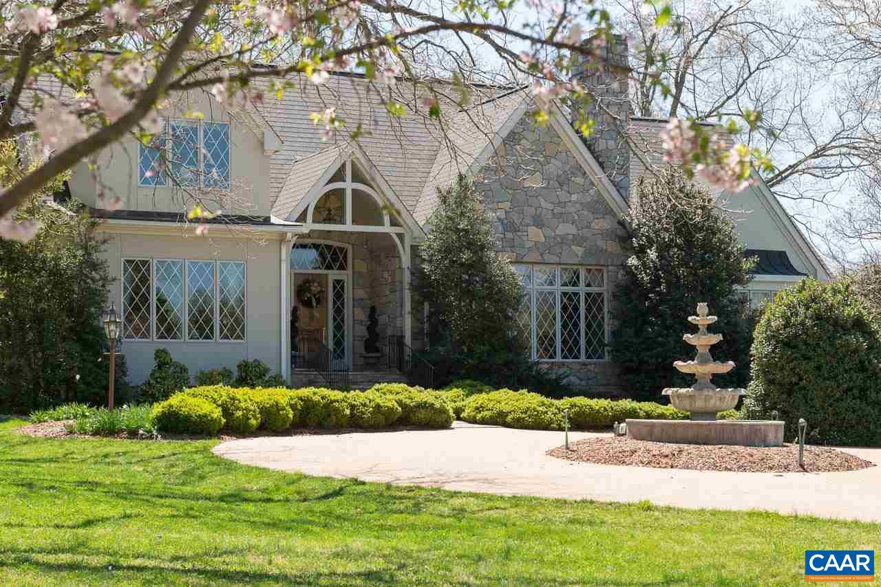 2121 GARTH RD, CHARLOTTESVILLE, Virginia 22901, 3 Bedrooms Bedrooms, ,3 BathroomsBathrooms,Residential,MAJESTIC OAKS,2121 GARTH RD,664135 MLS # 664135