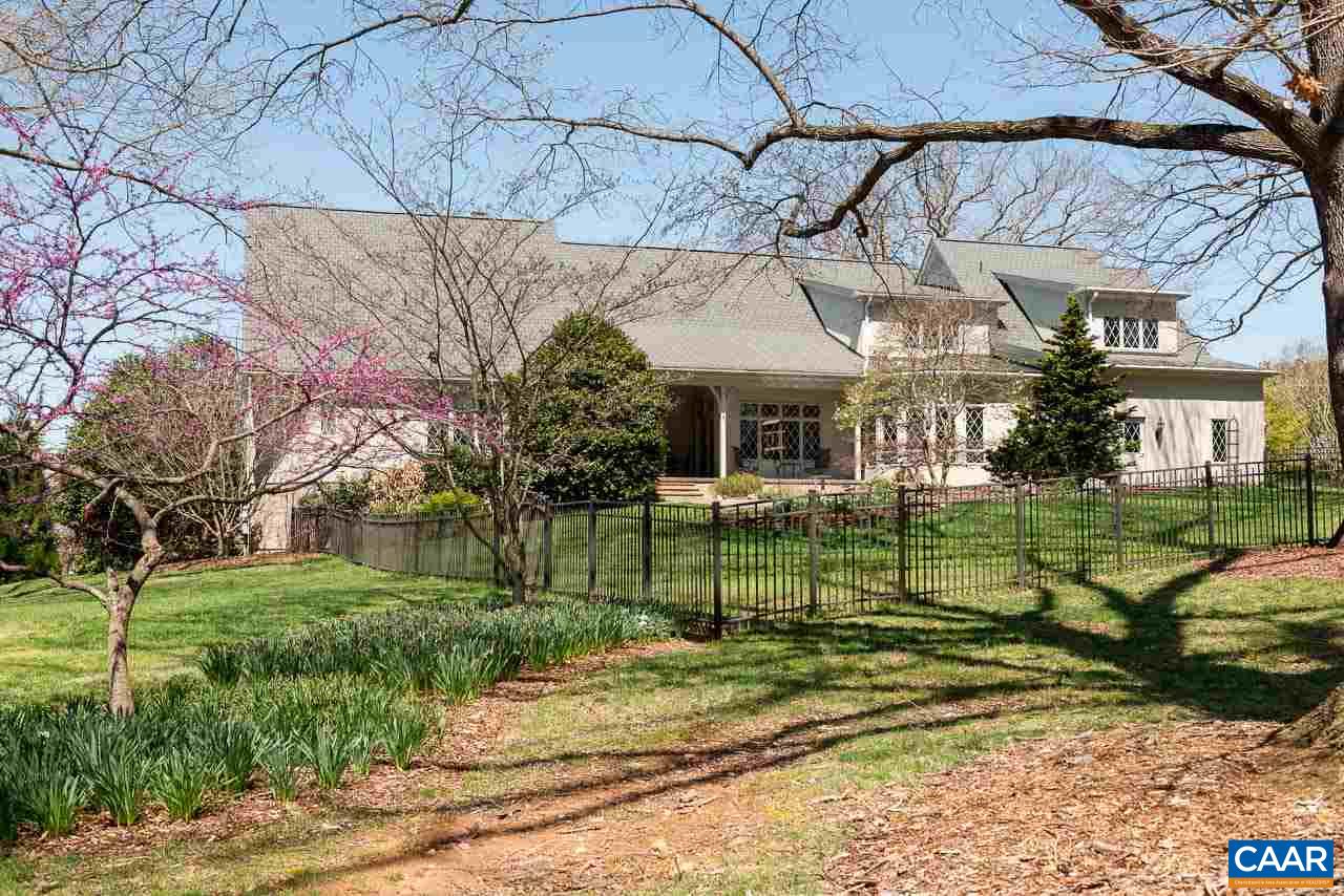 2121 GARTH RD, CHARLOTTESVILLE, Virginia 22901, 3 Bedrooms Bedrooms, ,3 BathroomsBathrooms,Residential,MAJESTIC OAKS,2121 GARTH RD,664135 MLS # 664135
