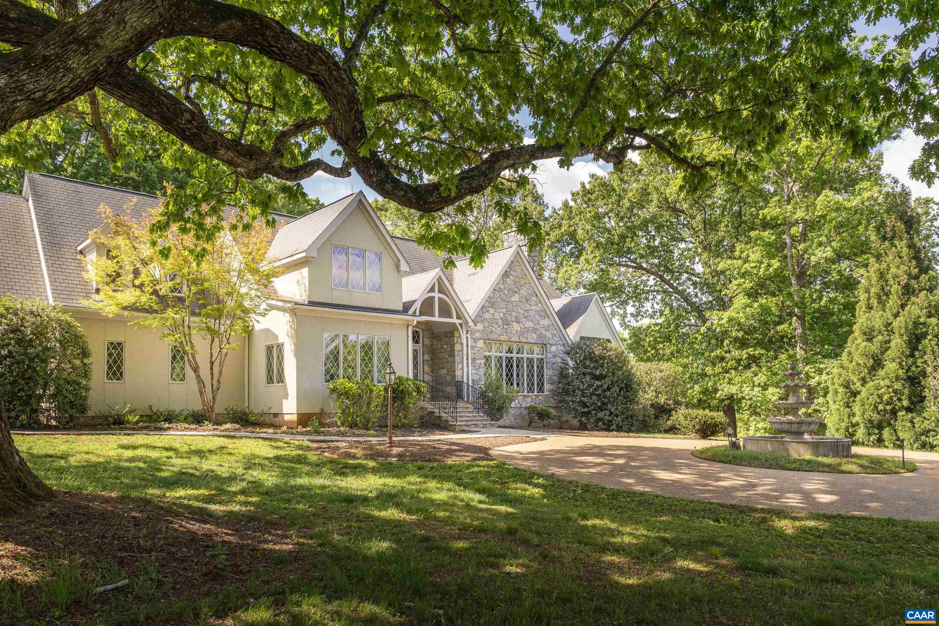 2121 GARTH RD, CHARLOTTESVILLE, Virginia 22901, 3 Bedrooms Bedrooms, ,3 BathroomsBathrooms,Residential,MAJESTIC OAKS,2121 GARTH RD,664135 MLS # 664135