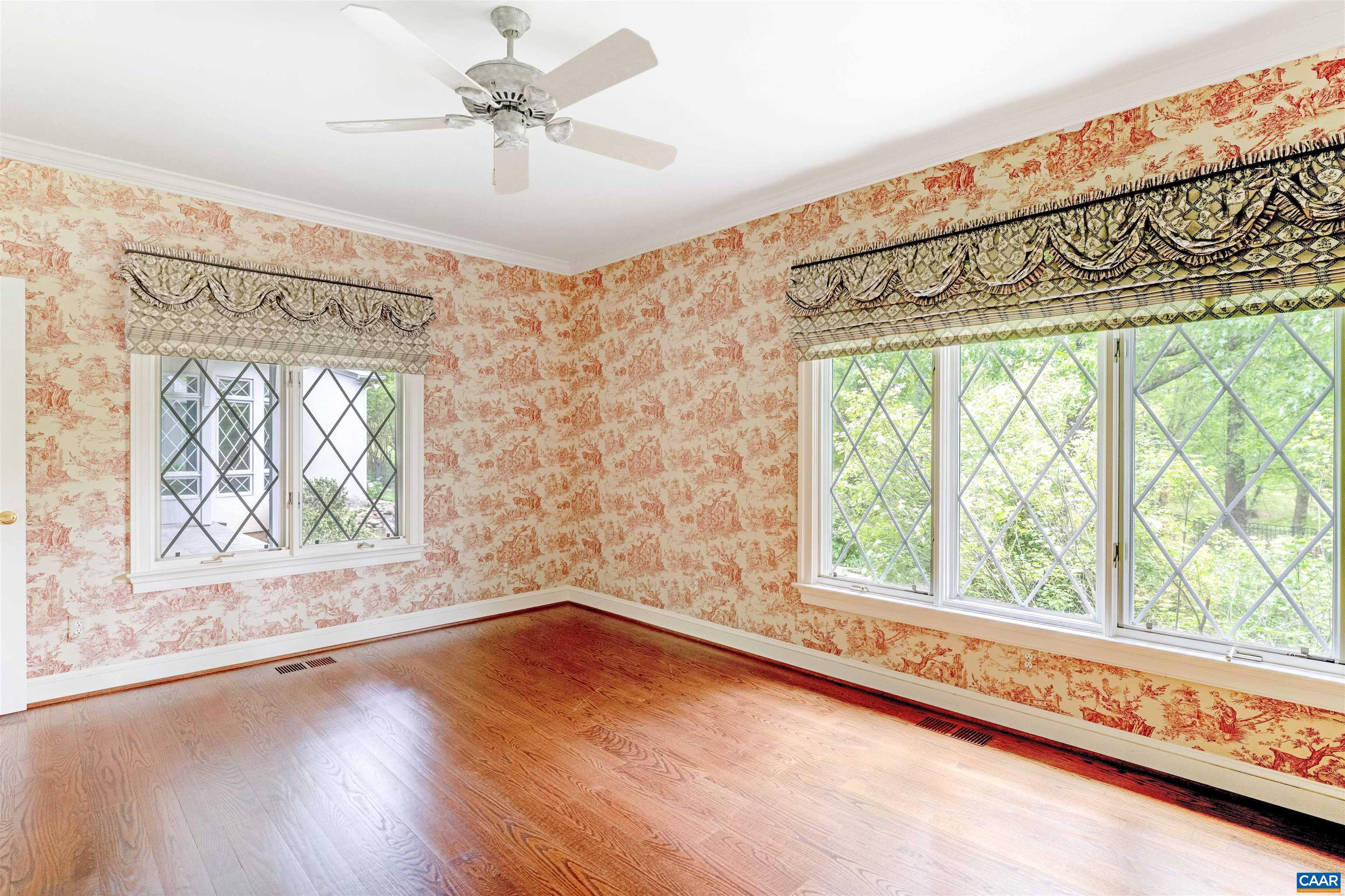 2121 GARTH RD, CHARLOTTESVILLE, Virginia 22901, 3 Bedrooms Bedrooms, ,3 BathroomsBathrooms,Residential,MAJESTIC OAKS,2121 GARTH RD,664135 MLS # 664135
