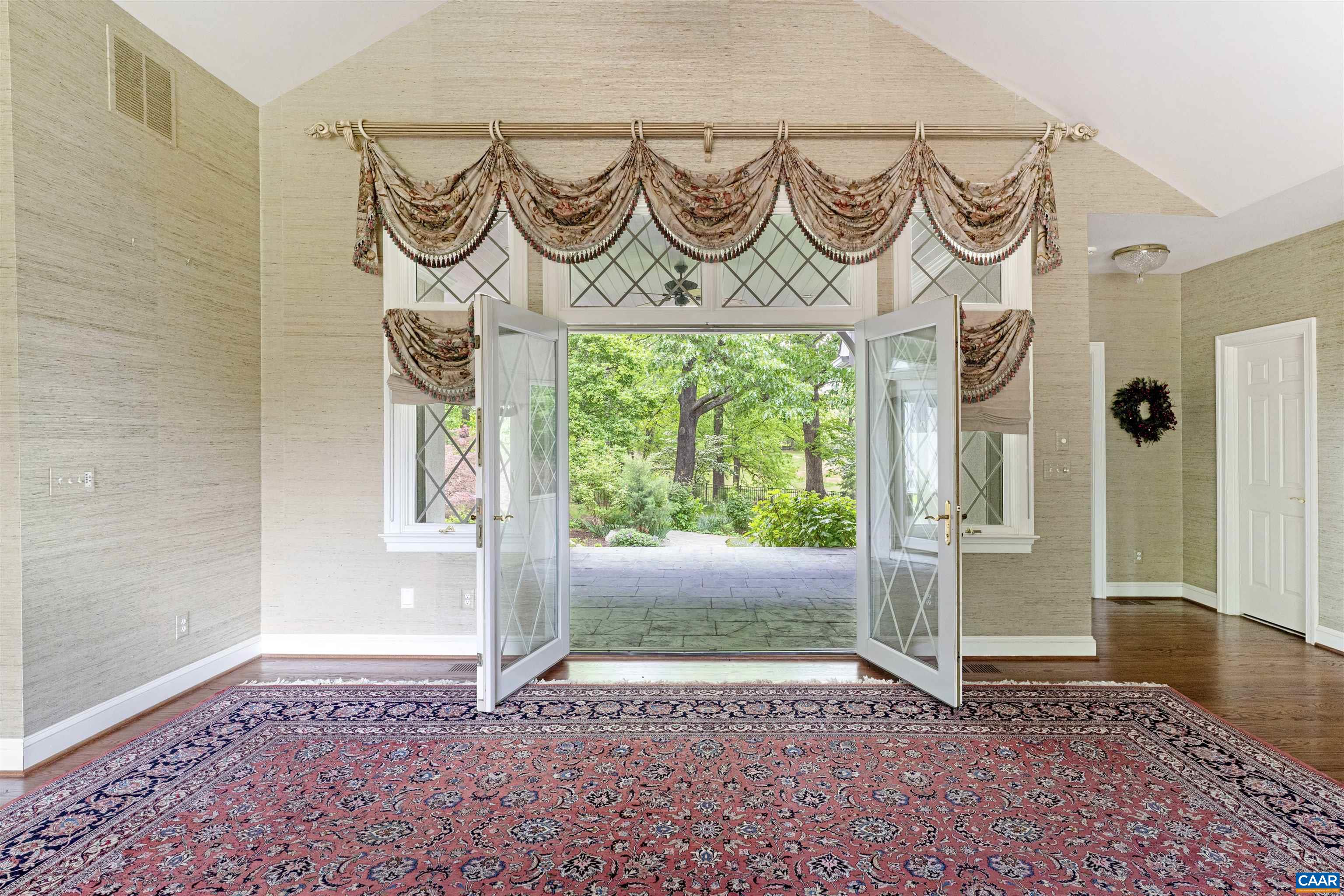 2121 GARTH RD, CHARLOTTESVILLE, Virginia 22901, 3 Bedrooms Bedrooms, ,3 BathroomsBathrooms,Residential,MAJESTIC OAKS,2121 GARTH RD,664135 MLS # 664135