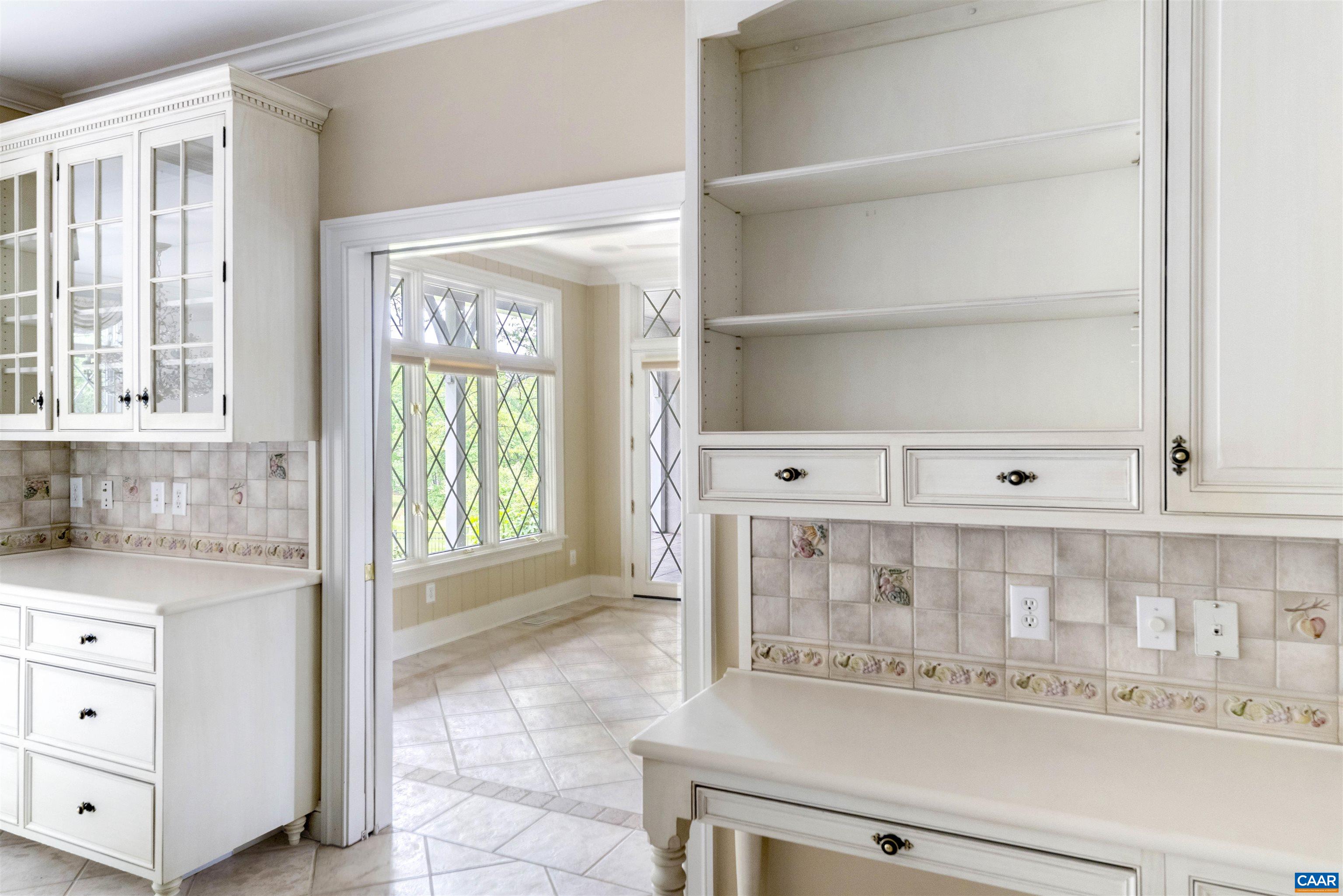 2121 GARTH RD, CHARLOTTESVILLE, Virginia 22901, 3 Bedrooms Bedrooms, ,3 BathroomsBathrooms,Residential,MAJESTIC OAKS,2121 GARTH RD,664135 MLS # 664135