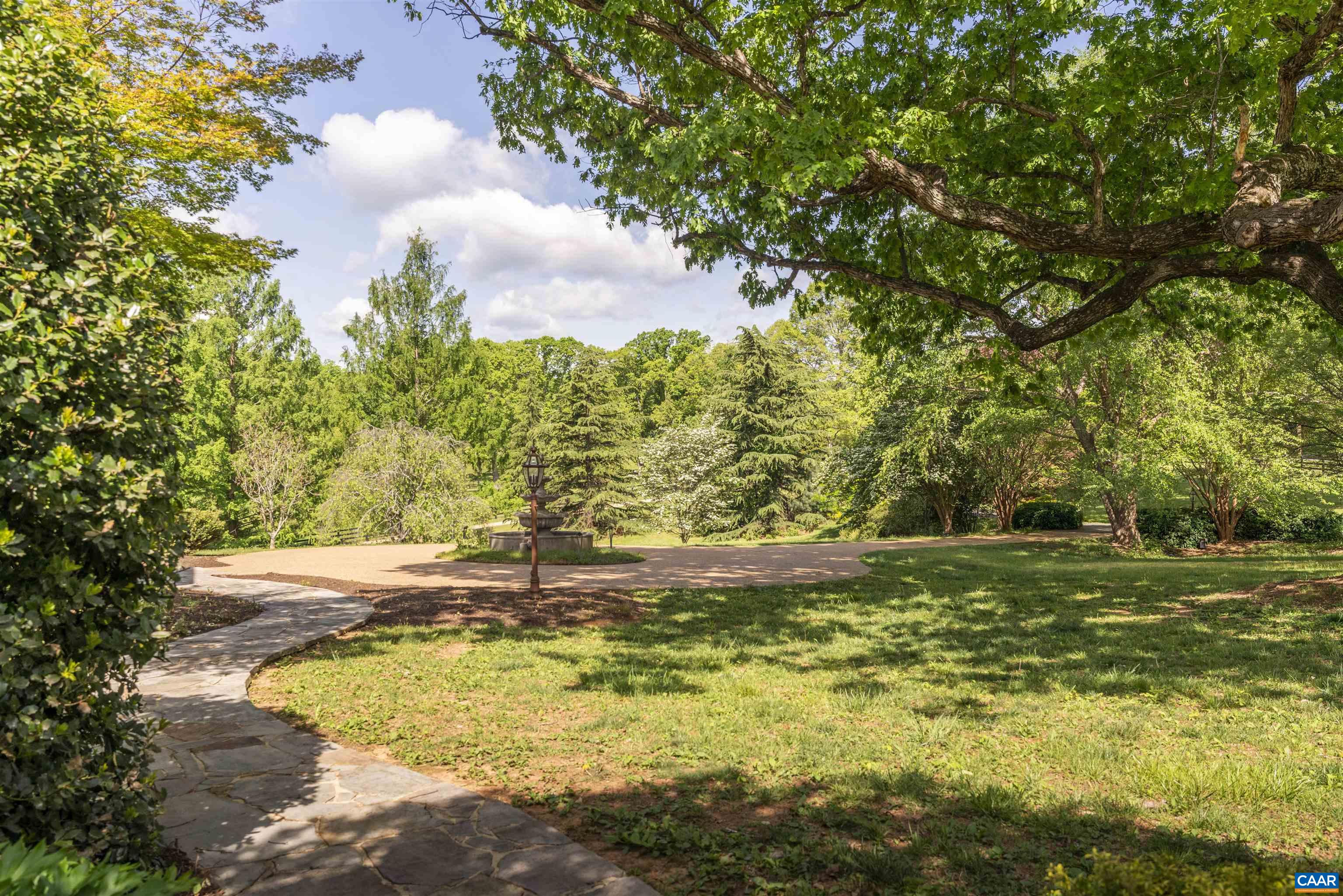 2121 GARTH RD, CHARLOTTESVILLE, Virginia 22901, 3 Bedrooms Bedrooms, ,3 BathroomsBathrooms,Residential,MAJESTIC OAKS,2121 GARTH RD,664135 MLS # 664135