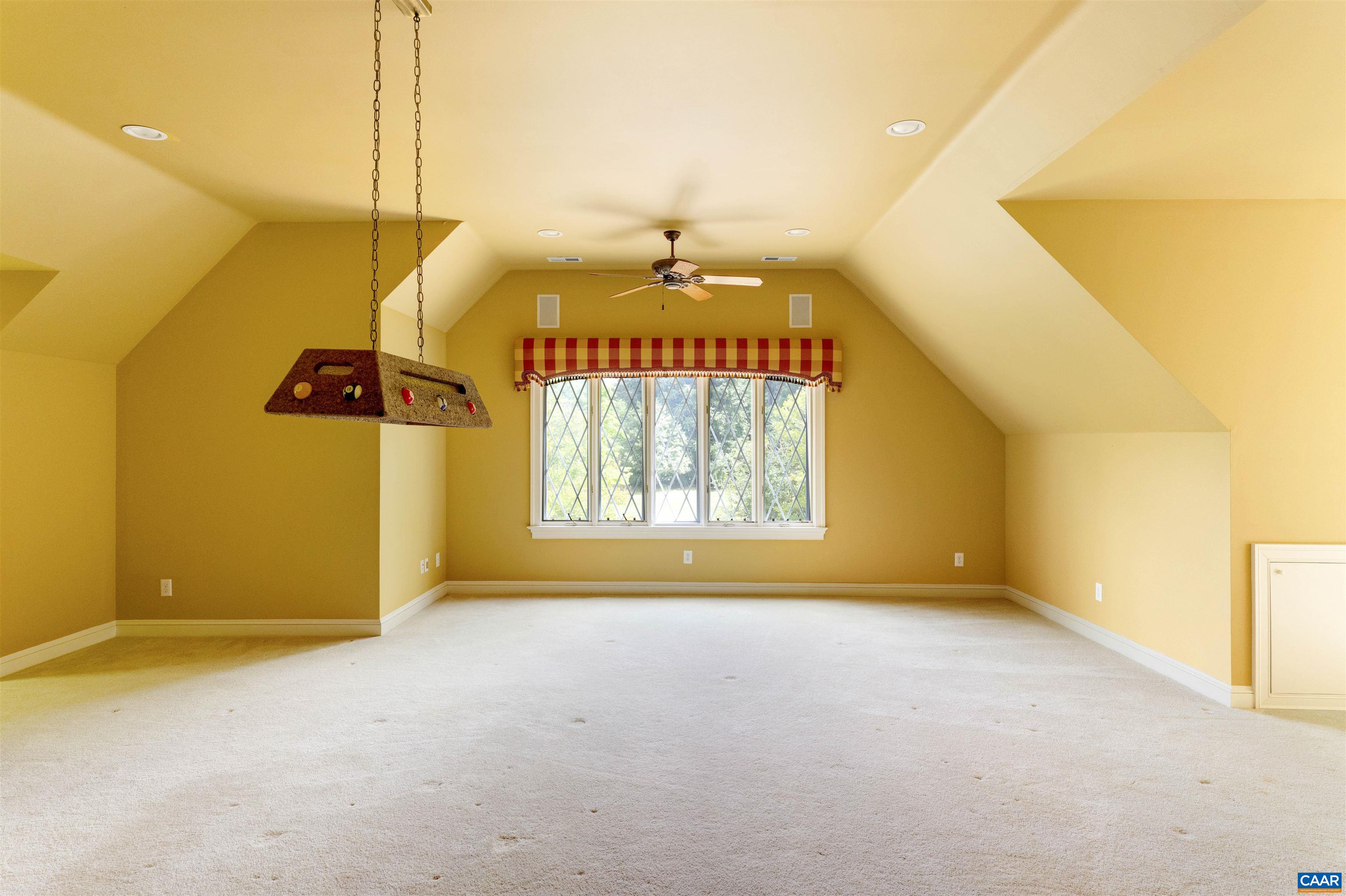 2121 GARTH RD, CHARLOTTESVILLE, Virginia 22901, 3 Bedrooms Bedrooms, ,3 BathroomsBathrooms,Residential,MAJESTIC OAKS,2121 GARTH RD,664135 MLS # 664135