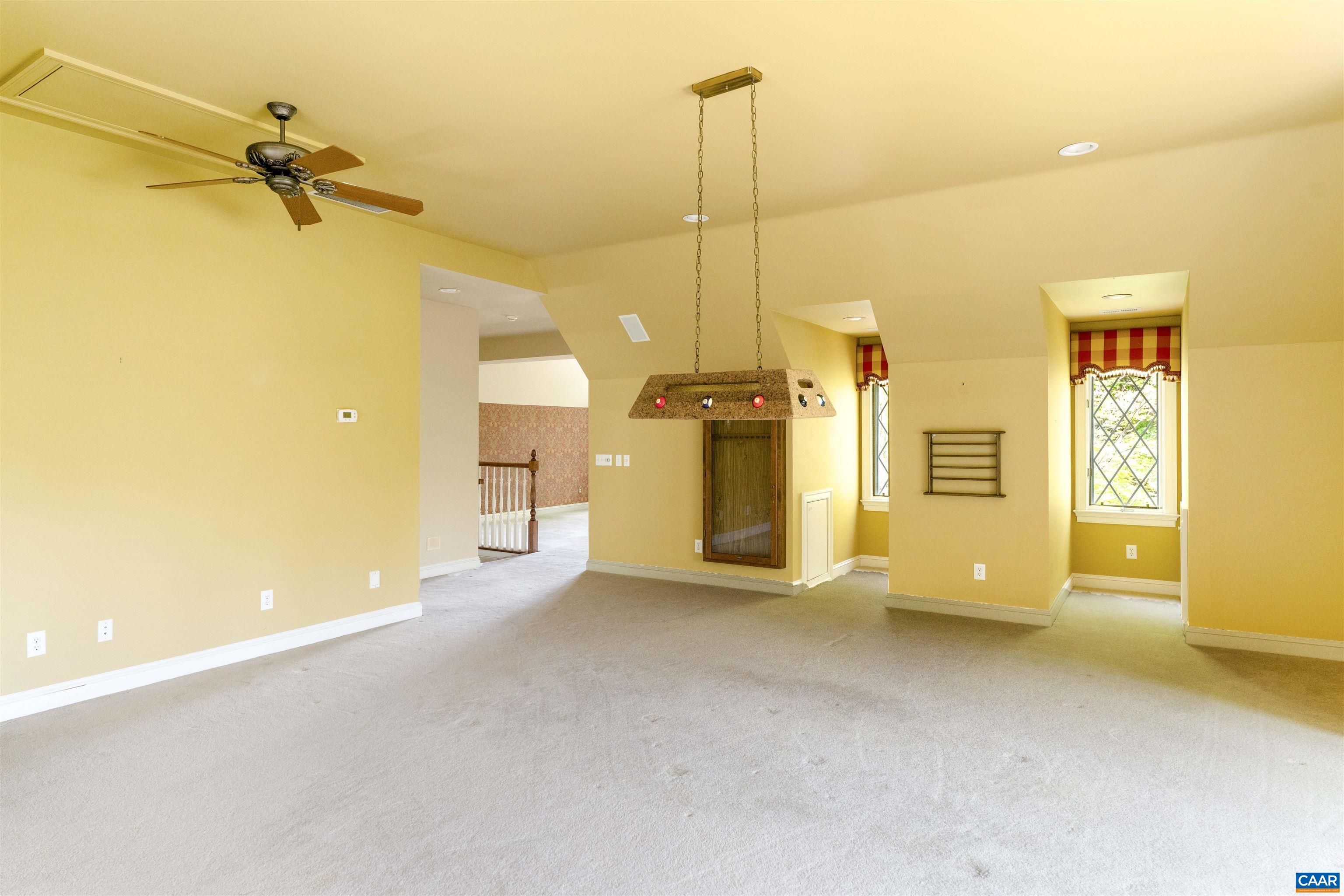 2121 GARTH RD, CHARLOTTESVILLE, Virginia 22901, 3 Bedrooms Bedrooms, ,3 BathroomsBathrooms,Residential,MAJESTIC OAKS,2121 GARTH RD,664135 MLS # 664135