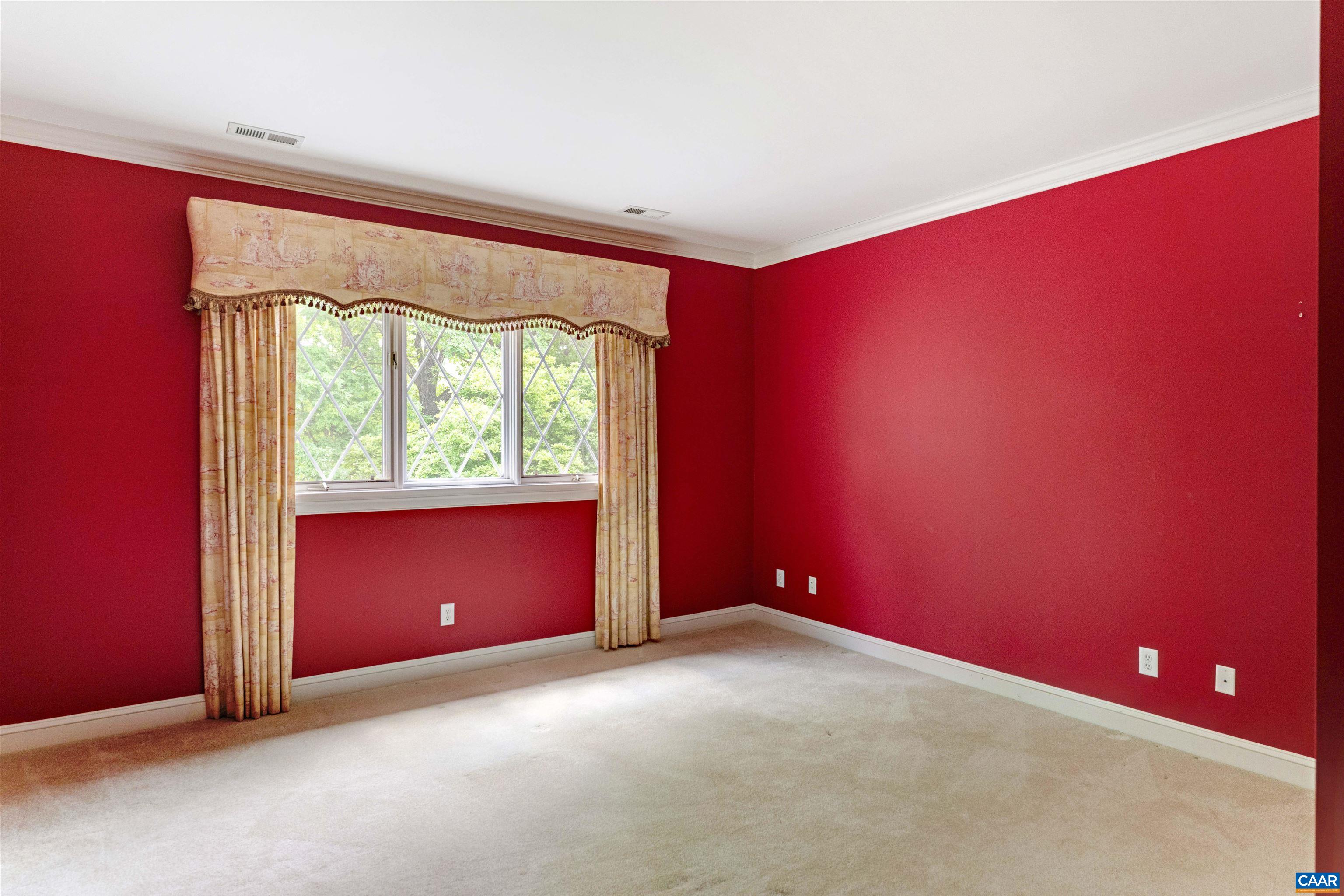 2121 GARTH RD, CHARLOTTESVILLE, Virginia 22901, 3 Bedrooms Bedrooms, ,3 BathroomsBathrooms,Residential,MAJESTIC OAKS,2121 GARTH RD,664135 MLS # 664135