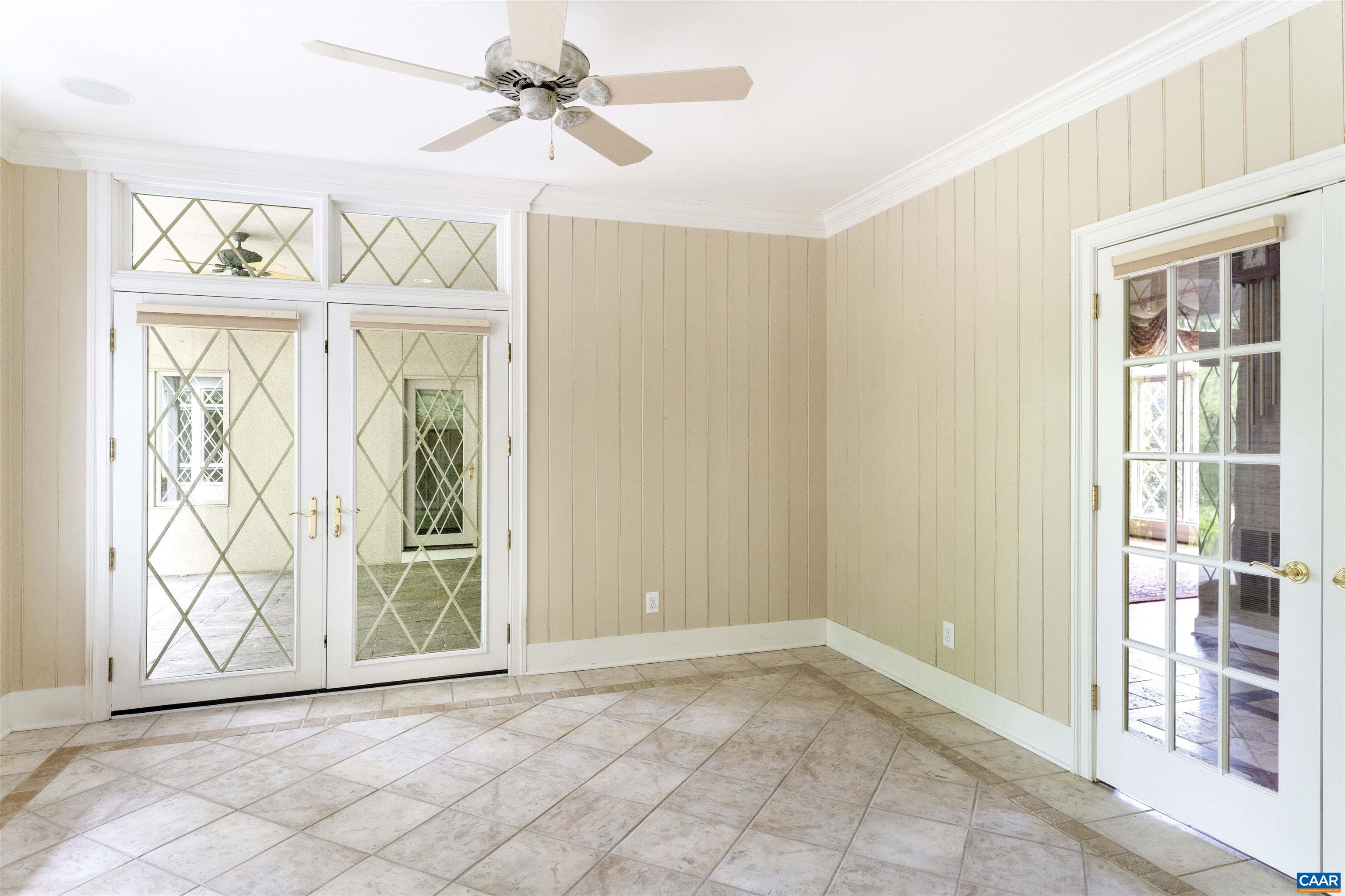 2121 GARTH RD, CHARLOTTESVILLE, Virginia 22901, 3 Bedrooms Bedrooms, ,3 BathroomsBathrooms,Residential,MAJESTIC OAKS,2121 GARTH RD,664135 MLS # 664135