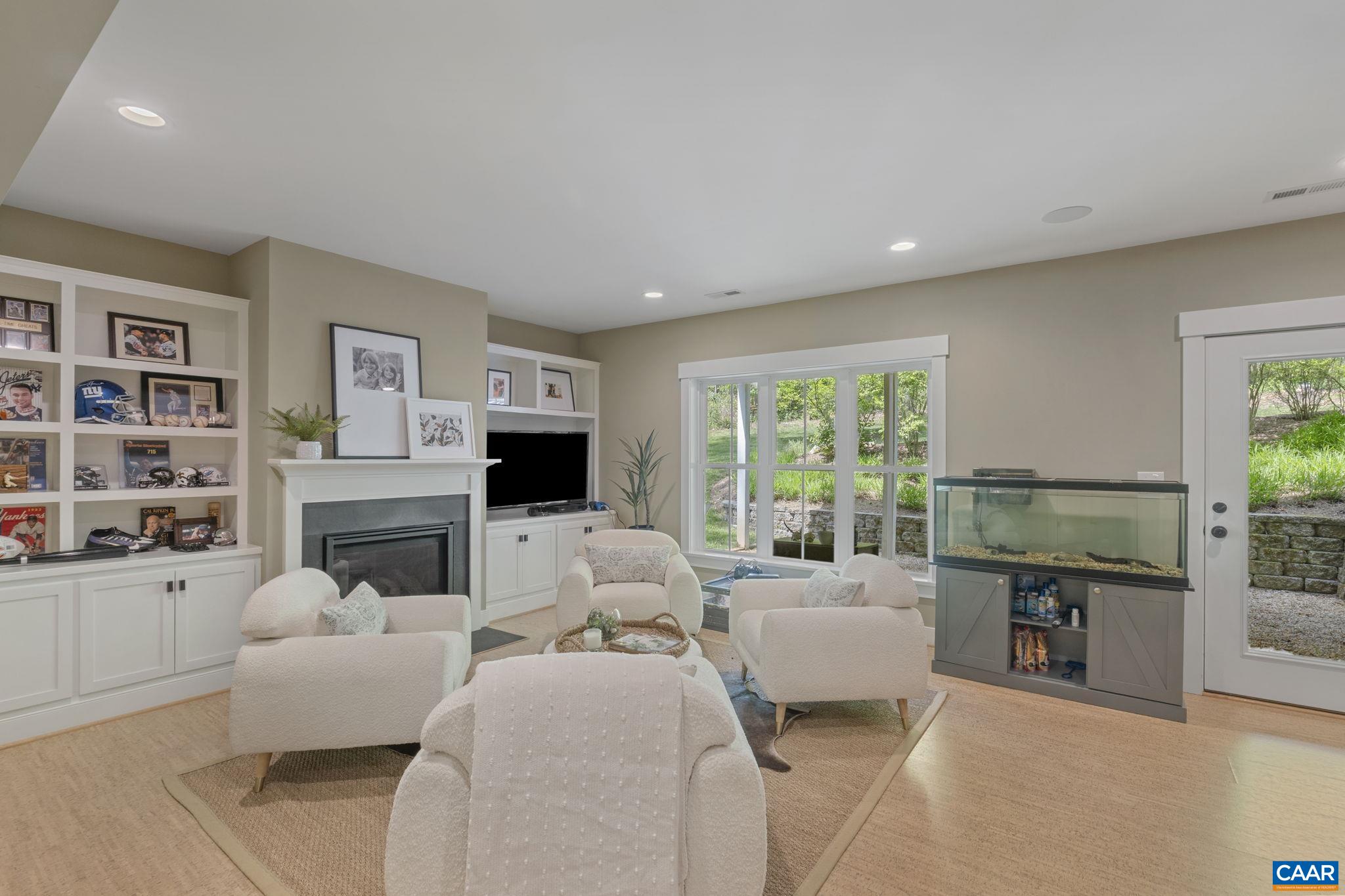 1932 FOX RUN LN, CHARLOTTESVILLE, Virginia 22901, 4 Bedrooms Bedrooms, ,3 BathroomsBathrooms,Residential,1932 FOX RUN LN,664172 MLS # 664172