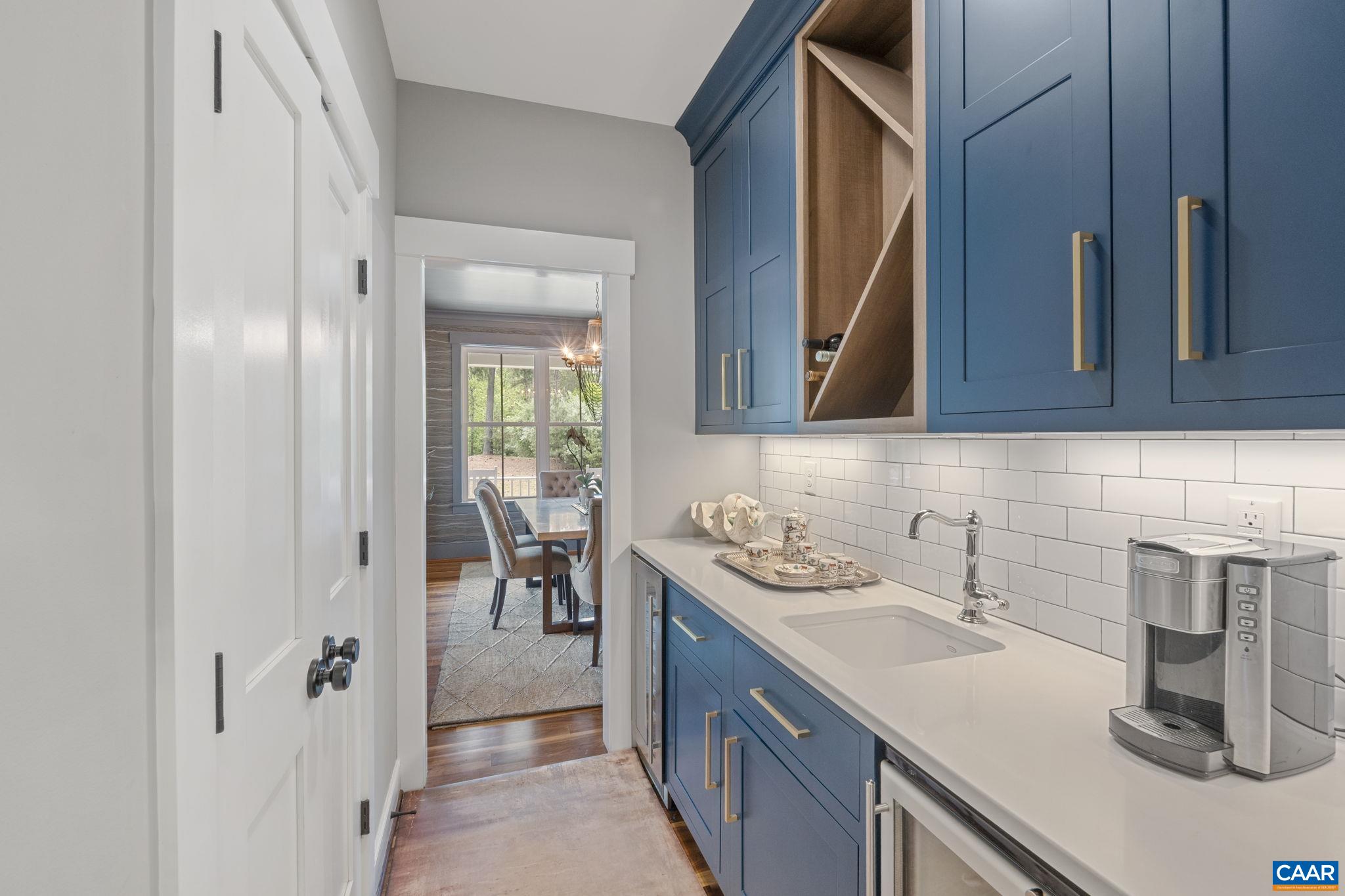 1932 FOX RUN LN, CHARLOTTESVILLE, Virginia 22901, 4 Bedrooms Bedrooms, ,3 BathroomsBathrooms,Residential,1932 FOX RUN LN,664172 MLS # 664172