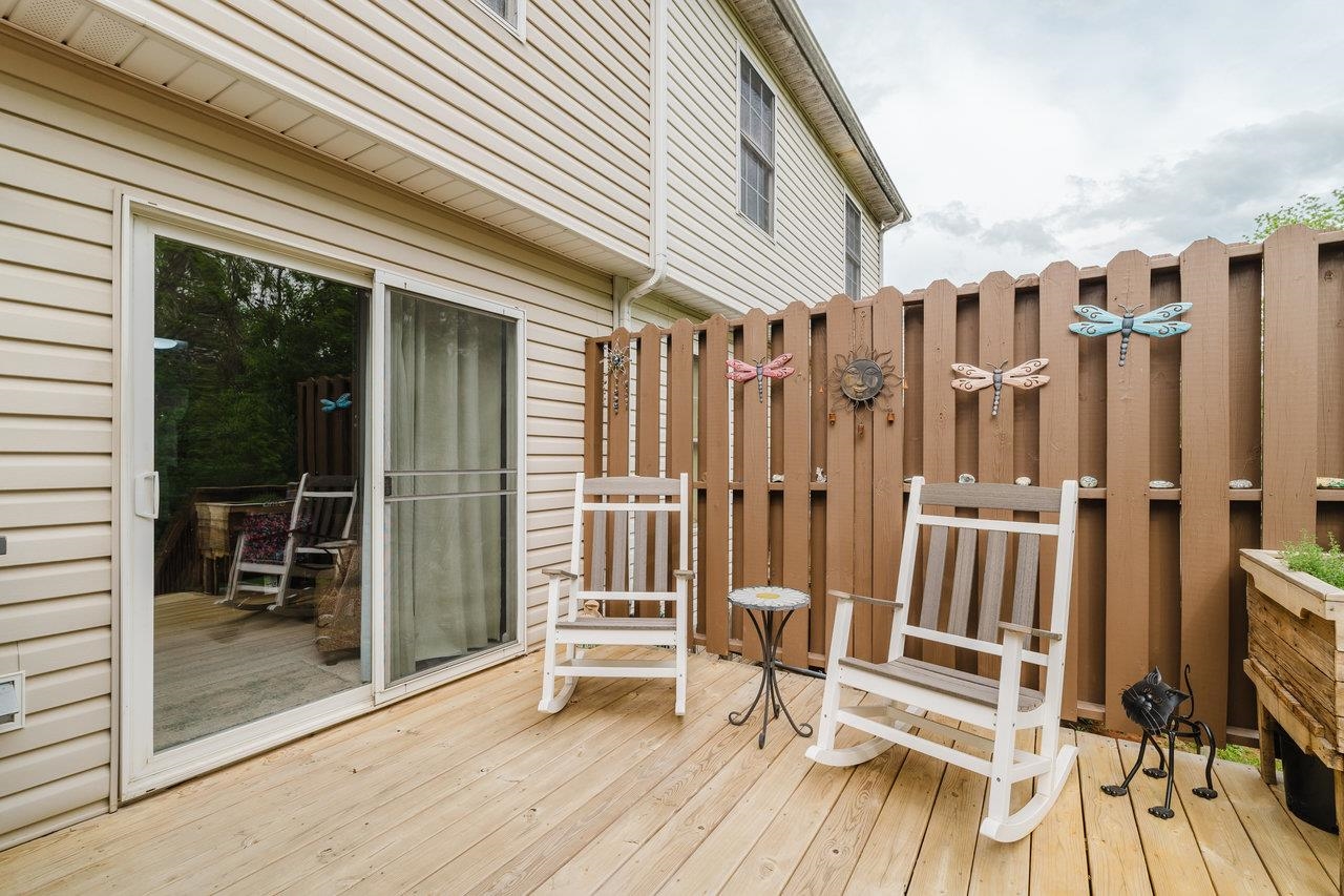 433 WIRT AVE, ELKTON, Virginia 22827, 3 Bedrooms Bedrooms, ,2 BathroomsBathrooms,Residential,433 WIRT AVE,664205 MLS # 664205