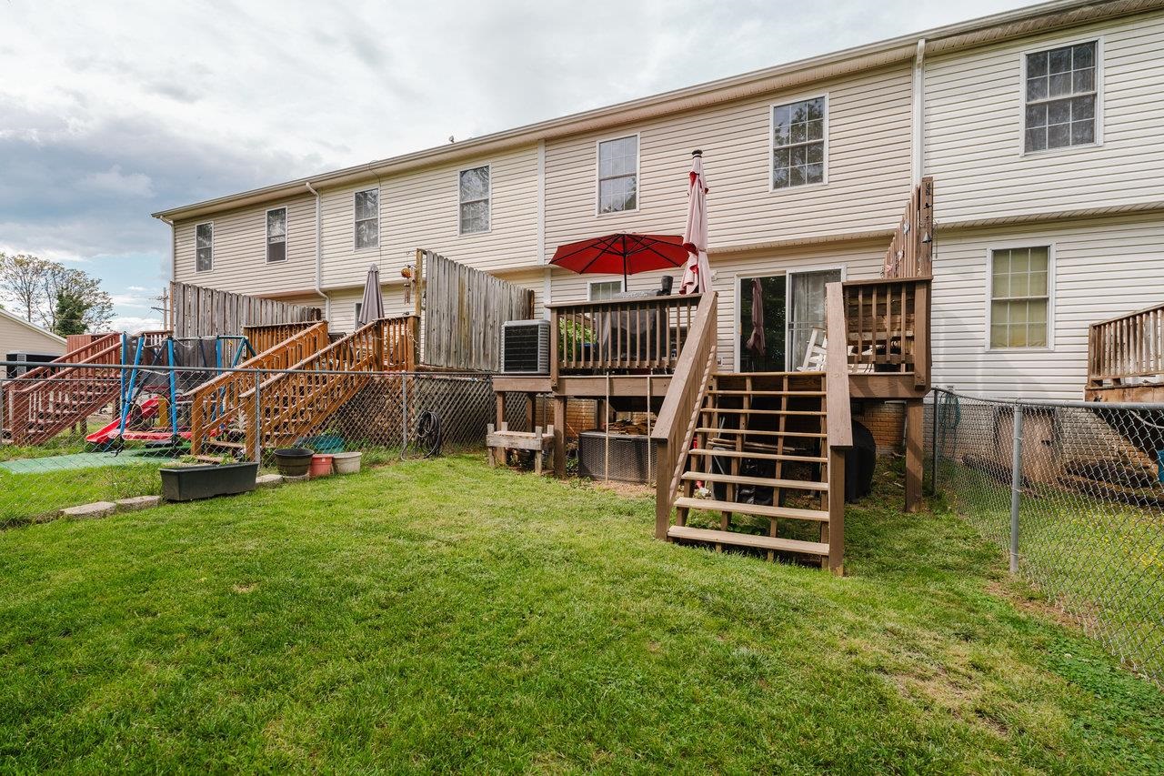 433 WIRT AVE, ELKTON, Virginia 22827, 3 Bedrooms Bedrooms, ,2 BathroomsBathrooms,Residential,433 WIRT AVE,664205 MLS # 664205