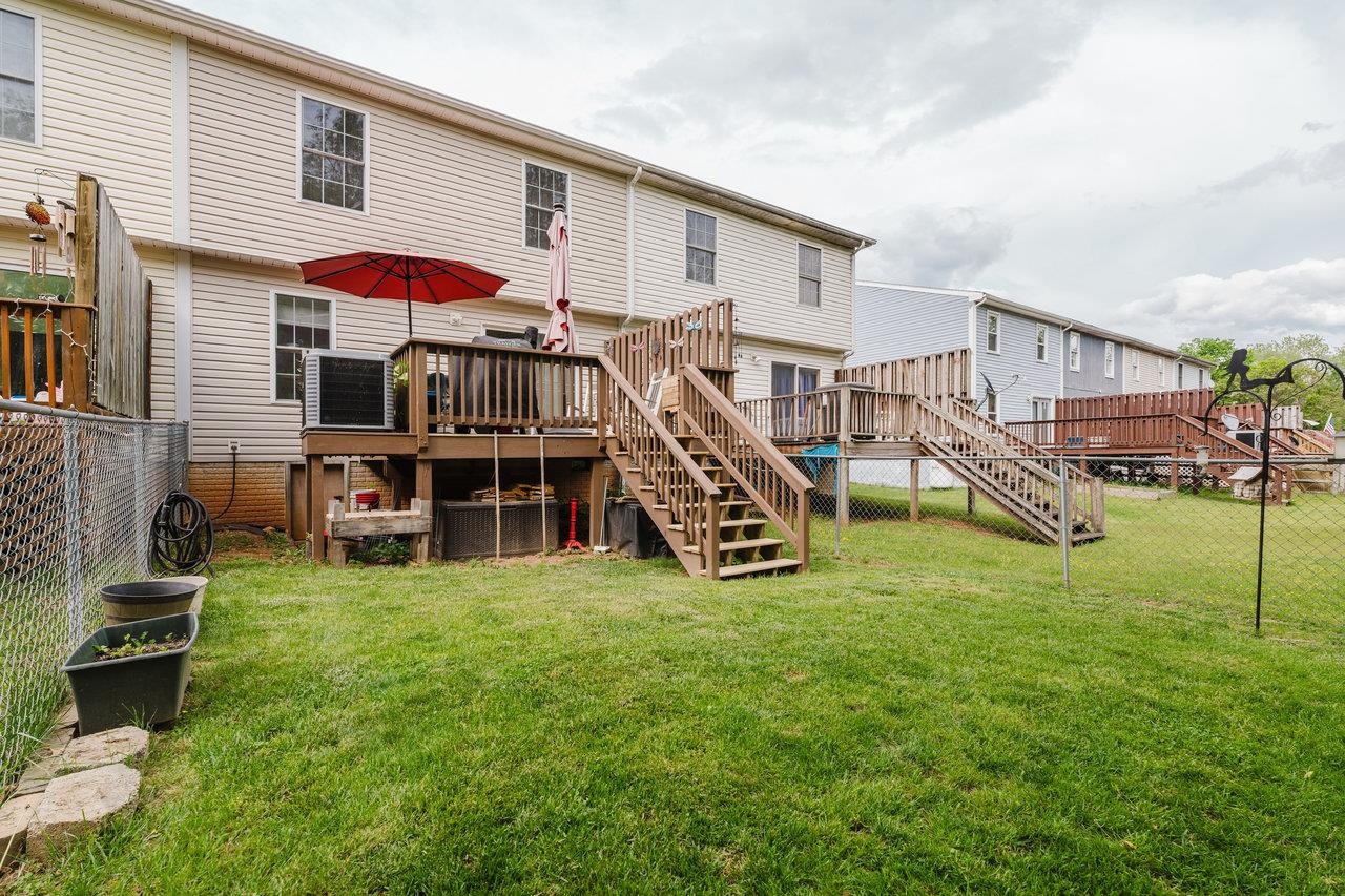 433 WIRT AVE, ELKTON, Virginia 22827, 3 Bedrooms Bedrooms, ,2 BathroomsBathrooms,Residential,433 WIRT AVE,664205 MLS # 664205