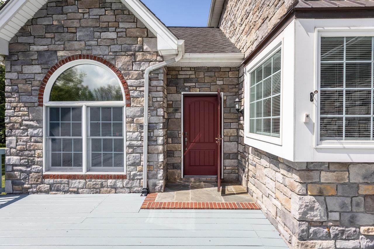 9186 BLACK ROCK RD, GROTTOES, Virginia 24441, 4 Bedrooms Bedrooms, ,2 BathroomsBathrooms,Residential,9186 BLACK ROCK RD,664206 MLS # 664206