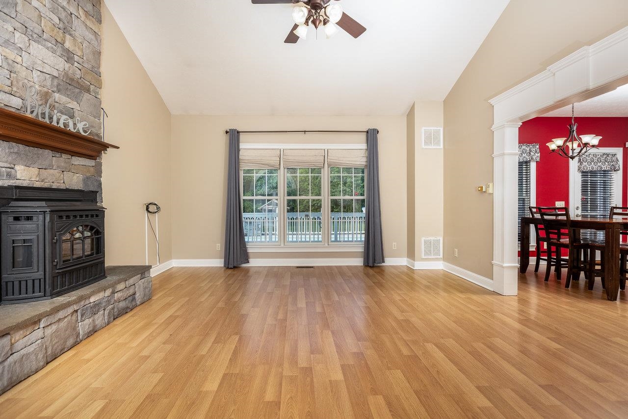 9186 BLACK ROCK RD, GROTTOES, Virginia 24441, 4 Bedrooms Bedrooms, ,2 BathroomsBathrooms,Residential,9186 BLACK ROCK RD,664206 MLS # 664206