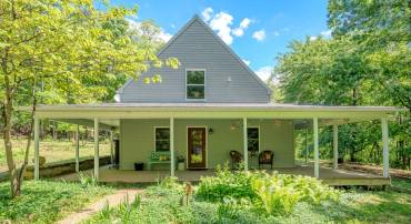 15799 N MOUNTAIN RD, BROADWAY, Virginia 22815, 4 Bedrooms Bedrooms, ,4 BathroomsBathrooms,Residential,Mountain Home Retreat,15799 N MOUNTAIN RD,664207 MLS # 664207