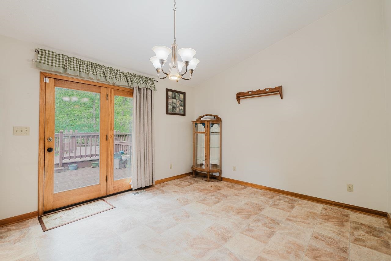 256 BACK RD, SHENANDOAH, Virginia 22849, 3 Bedrooms Bedrooms, ,2 BathroomsBathrooms,Residential,256 BACK RD,664210 MLS # 664210