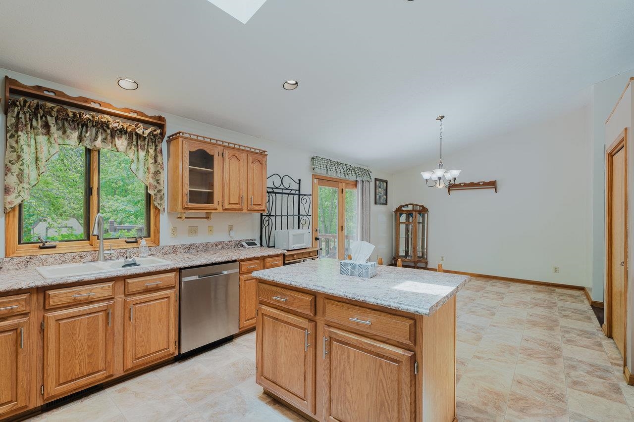 256 BACK RD, SHENANDOAH, Virginia 22849, 3 Bedrooms Bedrooms, ,2 BathroomsBathrooms,Residential,256 BACK RD,664210 MLS # 664210
