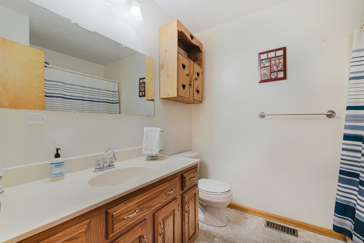 256 BACK RD, SHENANDOAH, Virginia 22849, 3 Bedrooms Bedrooms, ,2 BathroomsBathrooms,Residential,256 BACK RD,664210 MLS # 664210