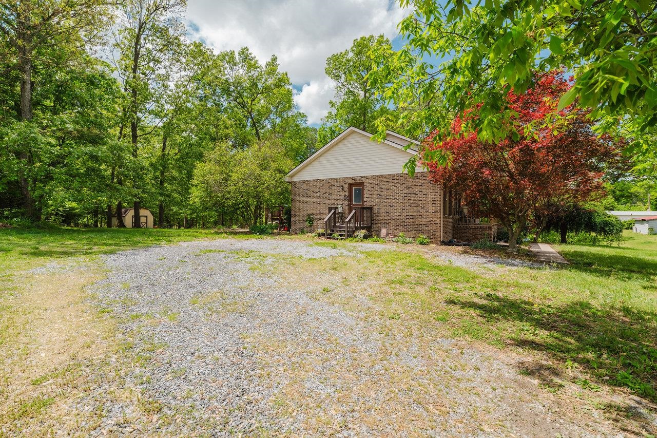256 BACK RD, SHENANDOAH, Virginia 22849, 3 Bedrooms Bedrooms, ,2 BathroomsBathrooms,Residential,256 BACK RD,664210 MLS # 664210