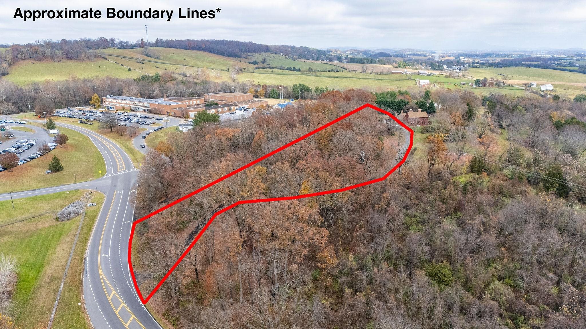 145 FORT DEFIANCE RD, FORT DEFIANCE, Virginia 24437, 4 Bedrooms Bedrooms, ,4 BathroomsBathrooms,Residential,145 FORT DEFIANCE RD,664211 MLS # 664211
